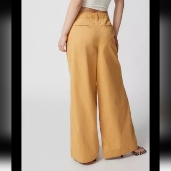Urban Outfitters Laura Wide Leg Pleated Trouser Pants Women's SZ 6 Cotton casual - Picture 2 of 12